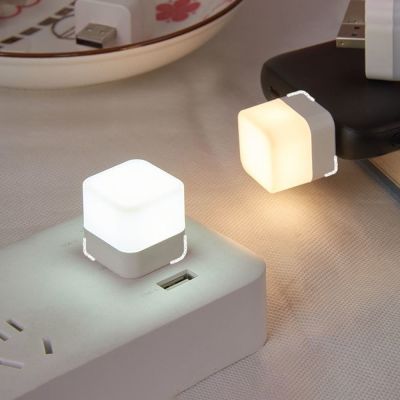【CC】 USB night light eye protection square/round reading computer mobile power charging mini
