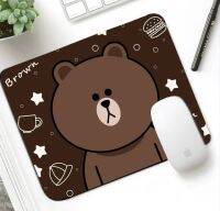 BROWN BF  แผ่นรองเม้าส์ แผ่นรองเมาส์ เมาส์ สี่เหลี่ยม ลาย BROWN บราว  ขนาด 21 x 26 cm สวยงาม นุ่มมือ  น่าใช้งาน งานดี มีบริการเก็บเงินปลายทาง by NPNN SHOP