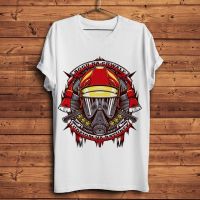 Great Fireman Helmet And Fire Axe Badge Cool Tshirt Men White Homme T Shirt