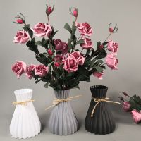 17Cm*10Cm Size Hip Shape Plastic Material Vase Imitation Ceramic Flower Vase&amp;Plastic Flower Vase For Home Decoration