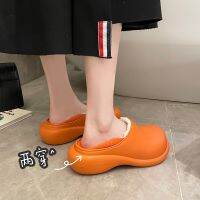 ✨สินค้าใหม่✨Koreanรุ่นหนา soled กันน้ำพลัสกำมะหยี่ผ้าฝ้ายสตรีรองเท้าแตะกระเป๋าครึ่ง dragable 6.5 ซมหนา soled ด้วยความอบอุ่นเก็บตัวรองเท้ารองเท้าแตะขี้เกียจขี้เกียจรองเท้ารองเท้าลำลอง