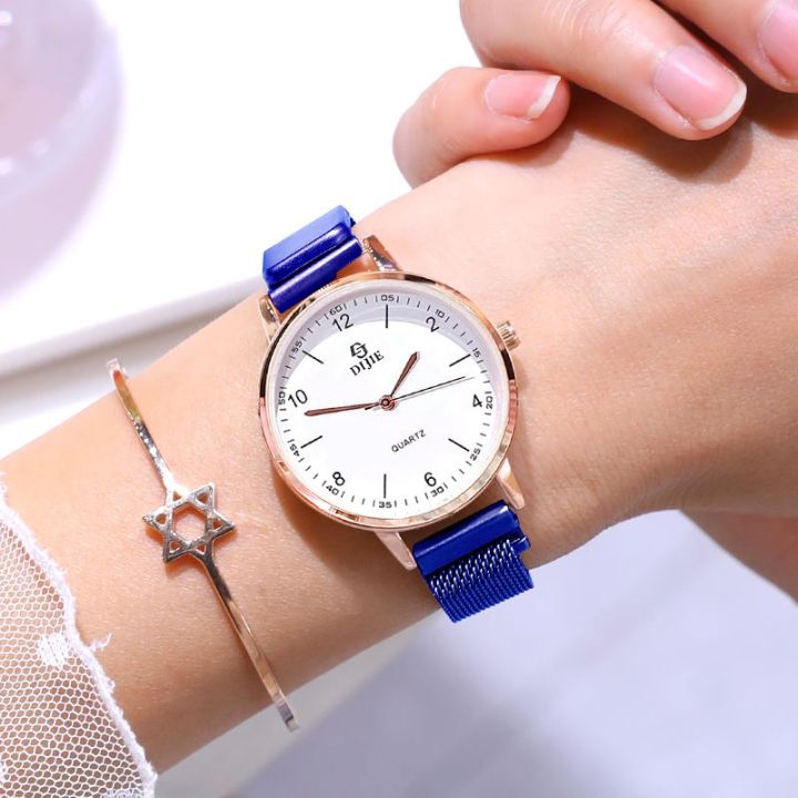 นาฬิกาผู้หญิงสไตล์-ins-ฉบับภาษาเกาหลีดิจิตอลที่เรียบง่ายขนาดเล็กสำหรับนักเรียนมัธยมต้นใหม่สไตล์มหาลัยการสอบแบบเงียบ