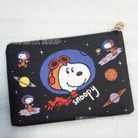 กระเป๋าใส่ไอแพด Taplet  สีดำ ลาย Snoopy อวกาศสุดน่ารัก  (เคส /ซอง แท็บเล็ต) | พร้อมส่ง