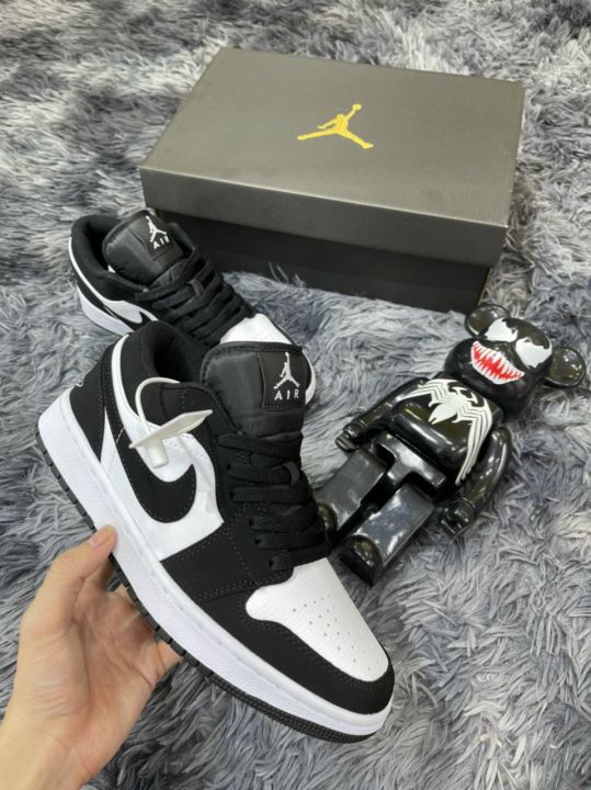 nike panda jordan 1 low