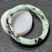 (J92) กำไลหยก พม่าแท้ Jadeite Type A 100% ไซส์ 58.6 mm. หยกสีธรรมชาติ ไม่ผ่านการปรับปรุงใดๆทั้งสิ้น