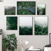 Huilishop Green Mountain Tree Forest Fog Modern Wall Art ผ้าใบสำหรับตกแต่งห้องนั่งเล่น Nordic โปสเตอร์และพิมพ์ภาพผนัง