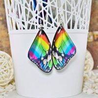 Boucles d 39;oreilles imitation arc-en-ciel ailes de cigale Clip papillon paillettes tendance pour femmes Non percées nouvelle collection 2021