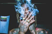 โปสเตอร์ Wiz Khalifa วิซ คาลิฟา Rapper แร็พเปอร์ Hip Hop ฮิปฮอป Poster รูปภาพ ของสะสม ของแต่งบ้าน ของแต่งห้อง โปสเตอร์แต่งห้อง โปสเตอร์ติดผนัง 77poster