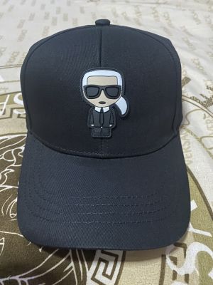 CAP หมวกแก๊ป KARL LAGERFELD ของแท้ ของใหม่ สีดำ โลโก้ยาง UNISEX