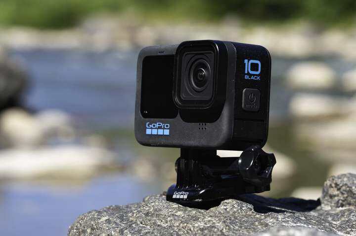 gopro-hero-10-black-กล้องโกโปร-กล้องแอคชั่นแคม-พร้อมเมมโมรี่การ์ด-sandisk-extreme-pro-64gb-170mb-s-จำนวน-1-ชิ้น-รับประกันศูนย์ไทย-1-ปี