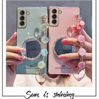 [Hot K] Glitter รอบโซ่พันข้อมือกระจกสำหรับ Samsung Galaxy S22 S21 S20 Ultra FE S10 Plus ซิลิโคน Anti-Drop