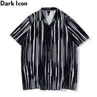 เสื้อเชิ้ตแขนสั้นพิมพ์ลายทาง Dark Icon สําหรับผู้ชายสีดํา