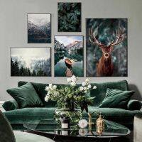 Nordic หมอกป่ากวางสัตว์ภาพวาดผ้าใบ Mountain Lake ภูมิทัศน์โปสเตอร์และพิมพ์ธรรมชาติ Wall Art Picture Home Decor