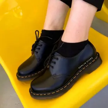 Jual sepatu best sale dr martens