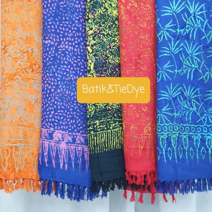where to buy sarongs Pantai Kuta