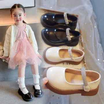 Little girl clearance cinderella shoes