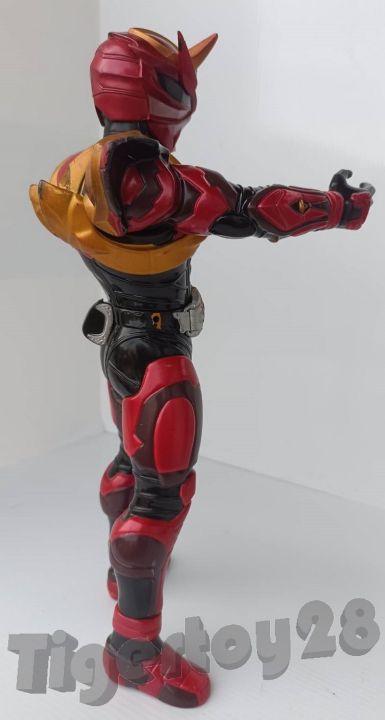 มือสอง-banpresto-hibiki-armed-hibiki-sfot-vinyl-masked-rider-มดแดง-มาสค์ไรเดอร์-งานสะสมปี-2006-ความสูง-30-เซนต์