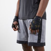 OUTSHOCK ผ้าพันมือสำหรับชกมวยยาว 4.5 เมตร (สีดำ/ทอง) - OUTSHOCK Boxing Wraps 4.5 m - Black/Gold