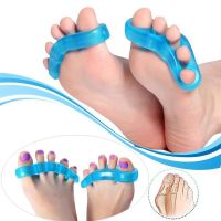 ☬◊☂ 1 Pair 5 Holes Foot Fingers Toe Separator Thumb Valgus Adjuster Feet Care Pedicure Silicone Straightener Toe Protector Silicone