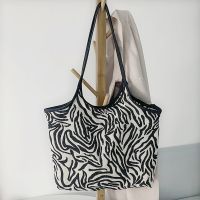 Female ins the new tide vest zebra bag web celebrity tote bags high-capacity package class students