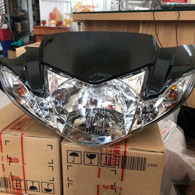 Đồ nghịch tặc Sirius Fi Ốp đầu đèn CỬA HÀNG PHỤ TÙNG TRANG TRÍ XE MÁY HOÀNG TRÍ