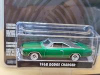 1:64 1968 Dodge Charger RT Hollywood Dodge ชาร์จรถสีเขียวรุ่นคอลเลกชันของรุ่นรถ