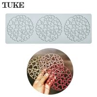 TUKE Love Heart Texture Shape Lace Mat Fondant ซิลิโคนแม่พิมพ์ Sugar Craft เค้กตกแต่งเครื่องมือดิน DIY แม่พิมพ์อุปกรณ์เสริม STRIPE