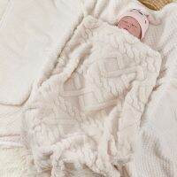 【CW】◕✁  simple velvet baby swaddle summer light and soft childrens air-conditioning