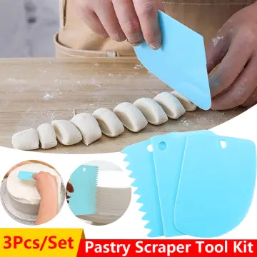 2pcs Bench Scraper, Flexible Plastic Multipurpose Kitchen Pastry Cutter Tool,  Food Scrapers For Bread Dough Baking Cake Fondant Icing