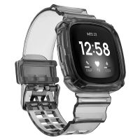 สายคาดเข้ากันได้กับ Fitbit Versa 4 - Versa 3 - Sense 2 - Sense สำหรับผู้หญิงผู้ชายเคสป้องกันกันชนใสสายรัดข้อมือสำรองสายรัดอุปกรณ์เสริมสำหรับ Fitbit Sense &amp; Versa 3 &amp; Versa 4 &amp; Sense 2