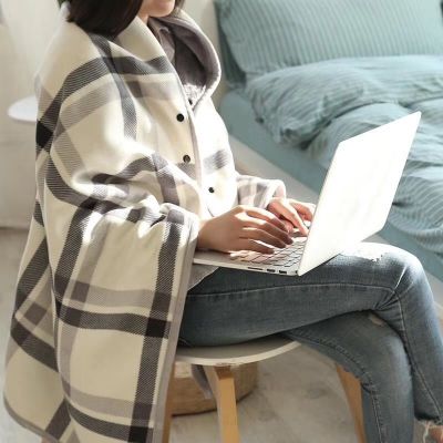 Hot sell Lazy students nap blanket office cape blanket that upset long cape coral velvet sofa xiaomao winter quilts cloak.