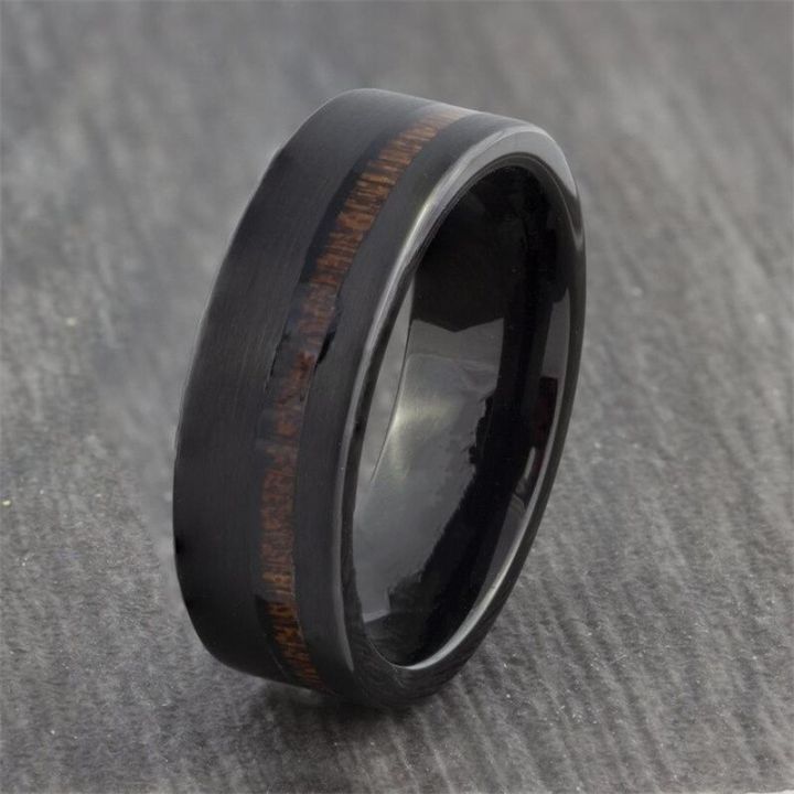 แหวนไททาเนียมคุณภาพสูงสำหรับผู้ชายพื้นผิวแหวนสีดำบริสุทธิ์มีพื้นผิวไม้ยาวสแตนเลสวงแหวนสามารถ-men39ได้สไตล์-s