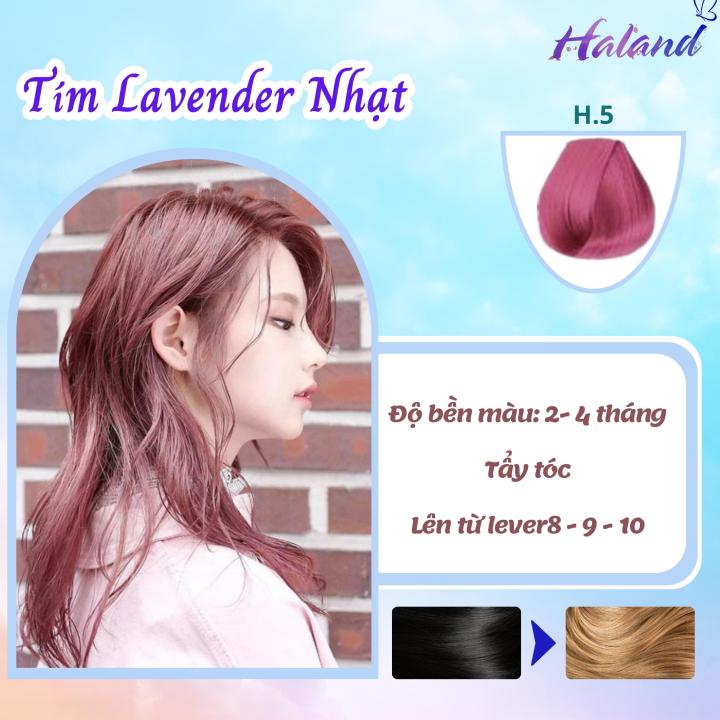 Thuốc nhuộm tóc màu tím lavender mang đến cho bạn một kiểu tóc đầy quyến rũ và lãng mạn. Màu tím lavender tinh tế và dịu dàng đã trở thành xu hướng của các tín đồ thời trang. Với thuốc nhuộm này, tóc bạn sẽ được nhuộm một cách an toàn và không làm hại cho tóc, giúp bạn tự tin hơn mỗi khi xuất hiện.
