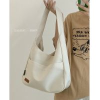 Large-capacity canvas bag for women summer 2022 new trendy fashion tote bag student class single shoulder armpit bag 【JYUE】