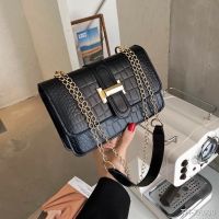 ♦◈¤ Bag women 2020 casual trendy all-match shoulder bag Messenger fashion chain small square