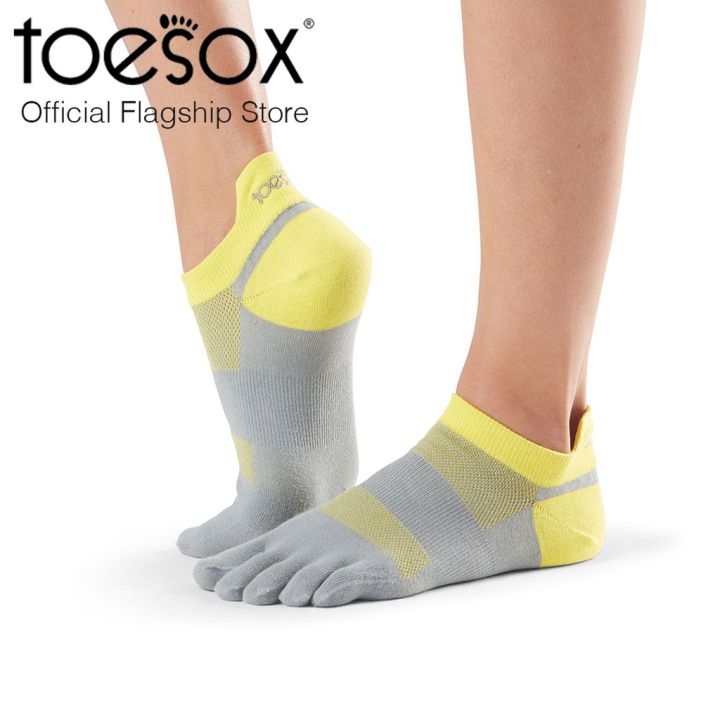 ToeSox โทซอคส์ ถุงเท้ากีฬาแยกนิ้ว เนื้อหนาปกติ ข้อสั้น รุ่น Lolo