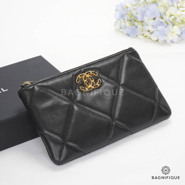 19 Clutch Lamb Black