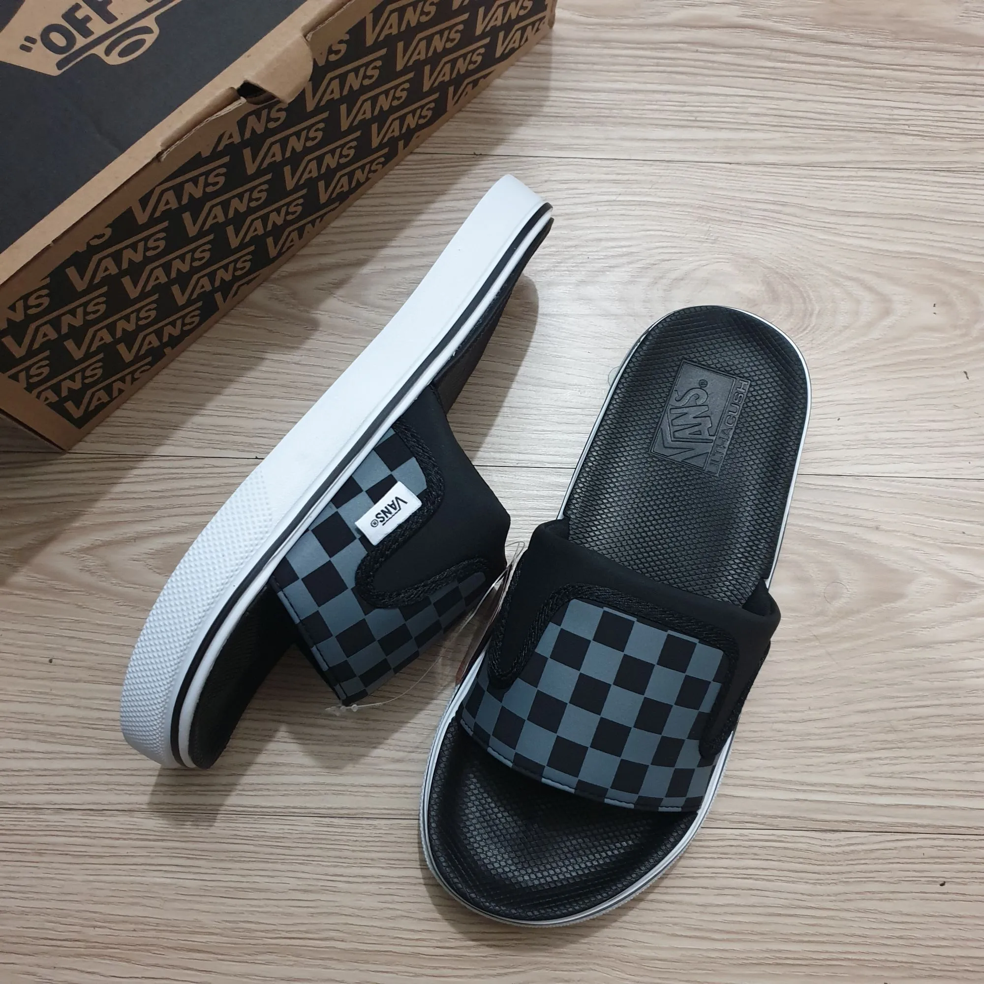 Vans Slides Boys | atelier-yuwa.ciao.jp