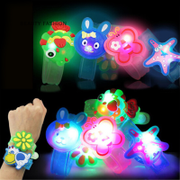 BEAUTY FASHION ไฟฉาย LED ข้อมือนาฬิกาสร้อยข้อมือของเล่นการ์ตูนน่ารักฮาโลวีนคริสต์มาสเด็กของขวัญ