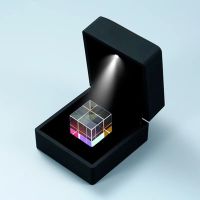 【Online】 10มม. Cubic Science Cube Optical Prisma การถ่ายภาพ Hexahedral Prism ตกแต่งบ้าน Prism แก้วสีของขวัญเด็กเพียง1Pcs