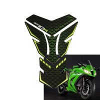 ?》} -พร้อม ZX10R โลโก้สำหรับ Kawasaki Ninja ZX10R Se/rr ZX-10R 3D ถังน้ำมันมอเตอร์ไซค์ปลอกปกป้องเข่าสติ๊กเกอร์ติดผนัง