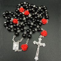 BFG 1PC ดอกกุหลาบมุก Rosary สร้อยคอสร้อยคอรูปไม้กางเขน