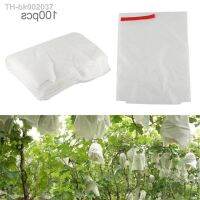 ● 100Pcs Anti-bird High Quality Non-Woven Fabric Bag Waterproof Breathable Grape Vegetable Fruit Protection Bag