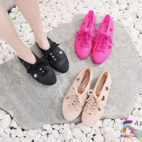 ?F2 พร้อมส่ง?รองเท้ายางแบบสวมหุ้มส้น ฉลุลายดาวหัวใจ เบอร์36-40