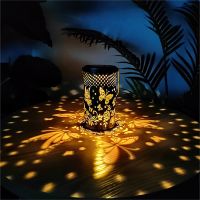 Retro Butterfly Solar Projector Lamp Garden Waterproof Night Light Metal Hummingbird Hollow Lifting Hanging Lamp Lantern Decor