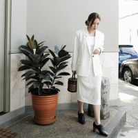 Jolie Blazer Calyn Boutique (สี White เฉพาะเสื้อสูท) เสื้อเบลเซอร์ เสื้อแจ็คเก็ต เสื้อสูท