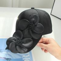 COD tjjs079 XTopDays Three-Dimensional Flower Pearl Stamen Exquisite Elegant Black Baseball Cap Hat Female Design Sense Niche Street Wear ins Hard Top Face Showing Small Influencer Accessories All