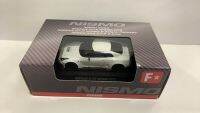 1:64 KYOSHO NISSAN GTR R35 Nismo GT3คอลเลกชันของ Die Cast Alloy Trolley รุ่น Ornaments