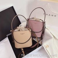 hot【DT】㍿☌  Luxury Leather Drawstring 2021 New Large Capacity Handbags Color Chain Crossbody Bolsa