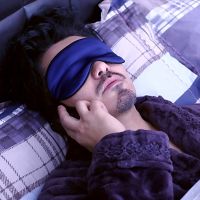 {traveler} Men 39; S Silk Sleep Blackout Goggles บรรเทาความเมื่อยล้าของดวงตาหน้ากากตาผ้าไหมพร้อมที่อุดหู Eye Shade